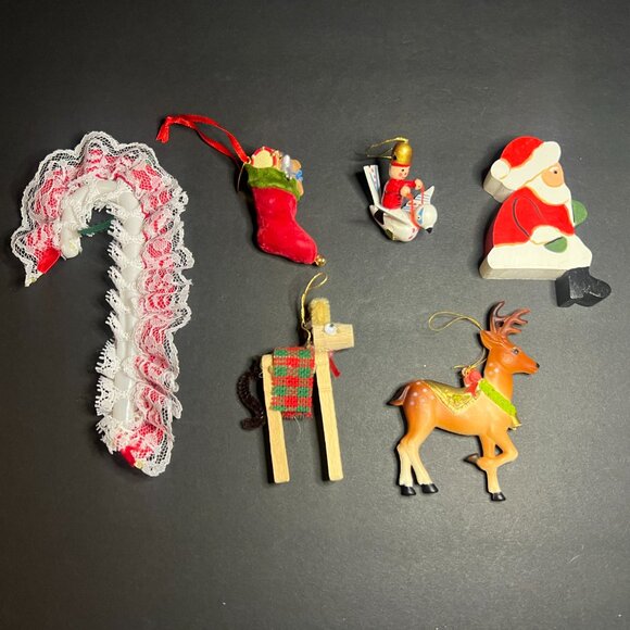 Vintage Lot of 6 Mixed Christmas Ornaments Ribbon Candy Cane, Bird, Santa & Deer - Picture 4 of 7